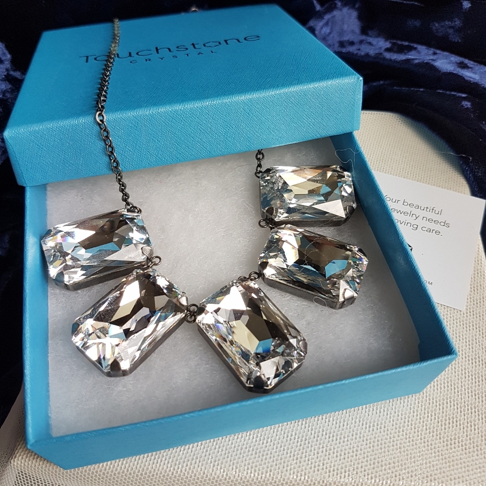 AUTHENTIC Swarovski Touchstone Contemporary Statement Necklace - Picture 3 of 16